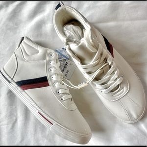 ✨Zara Kids White Shoes | Size : 6 | Condition : Brand New |